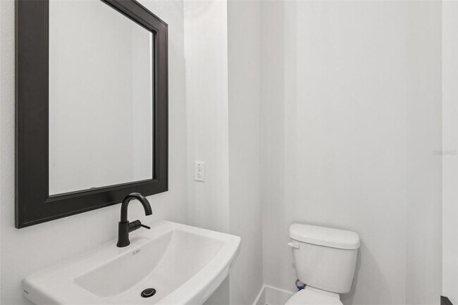 Building Photo - 3133 4th Ter N