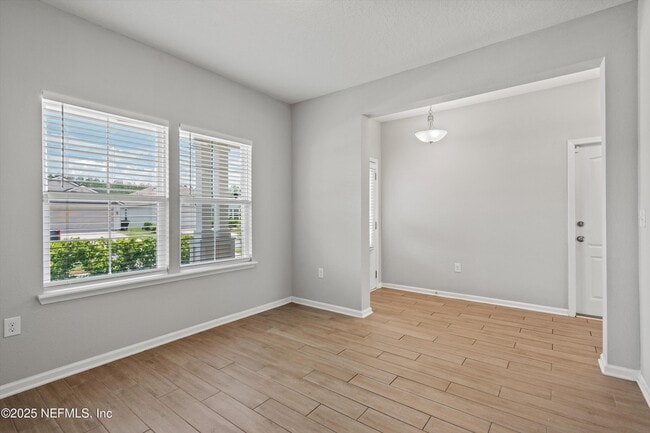 Building Photo - 8047 Arctic Fox Rd