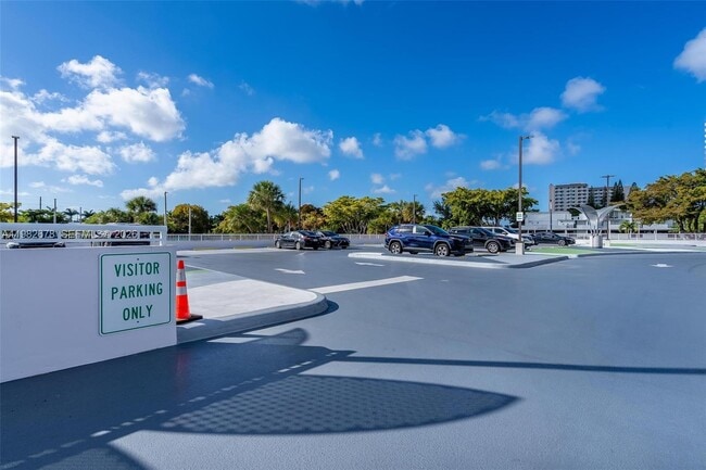 Building Photo - 18071 Biscayne Blvd