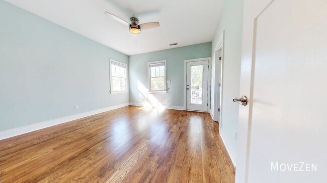 Building Photo - 822 E Lenoir St