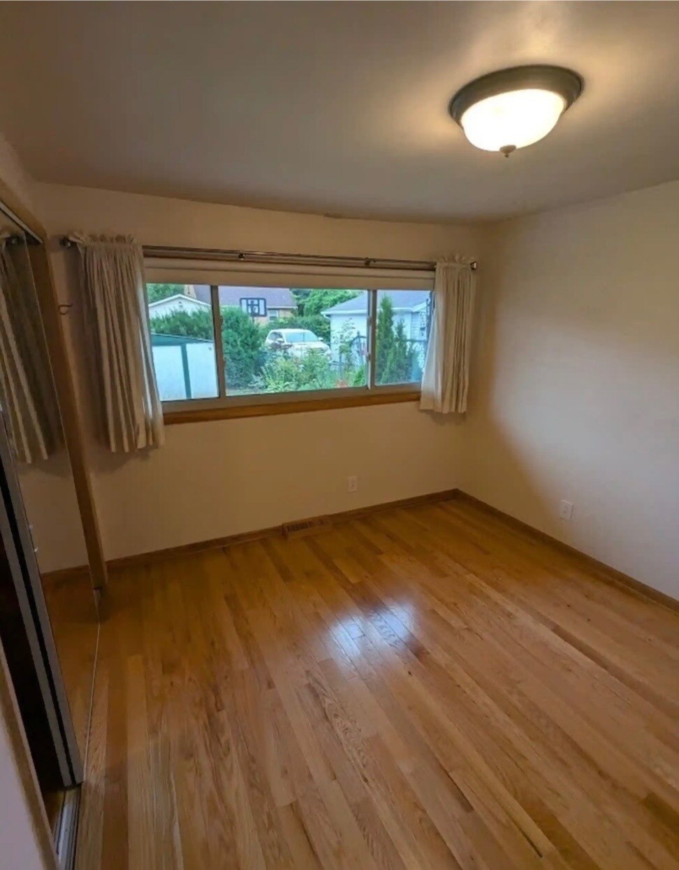 Bedroom 2 - 3455 E Lunham Ave