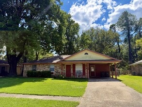 Building Photo - 11766 Willow Oak Ave
