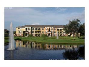 Building Photo - 10105 Courtney Palms Blvd