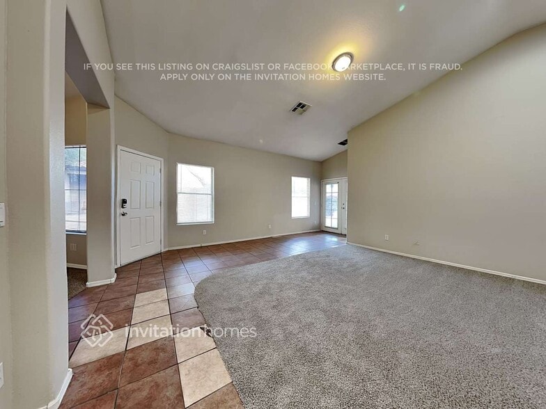 Building Photo - 6347 W Hilton Ave