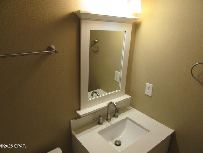 Building Photo - 1410 New York Ave