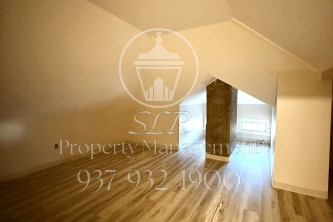 Building Photo - 541 Grafton Ave