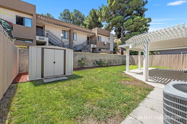 Building Photo - 8313 Hydra Ln