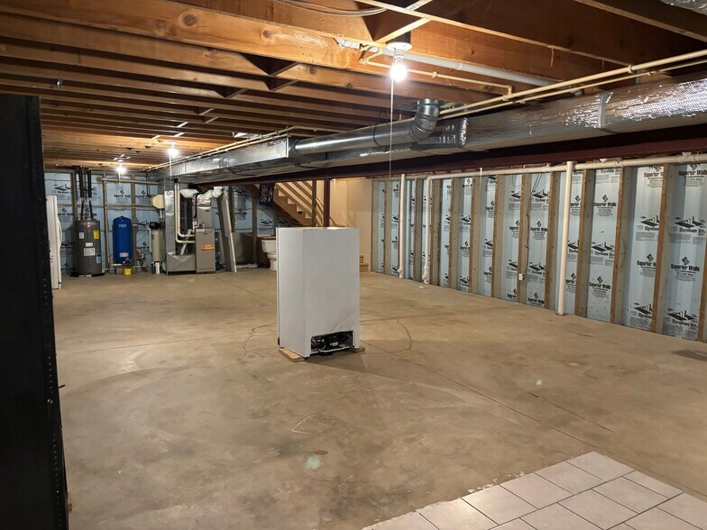 Building Photo - 2016 Harkins Rd