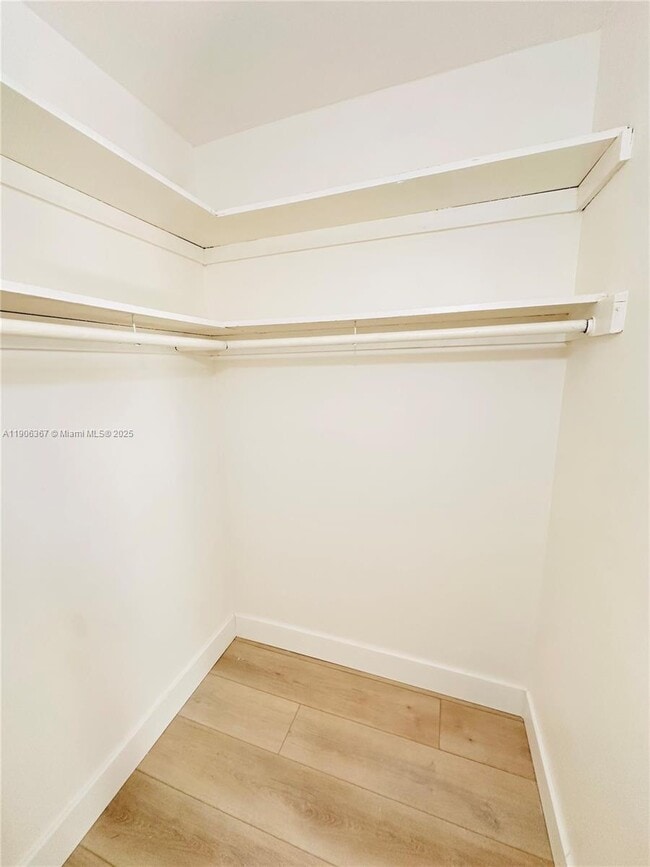 Building Photo - 5991 SW 76th St