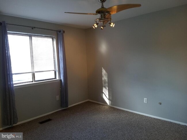 Building Photo - 1105 Braxton Ct