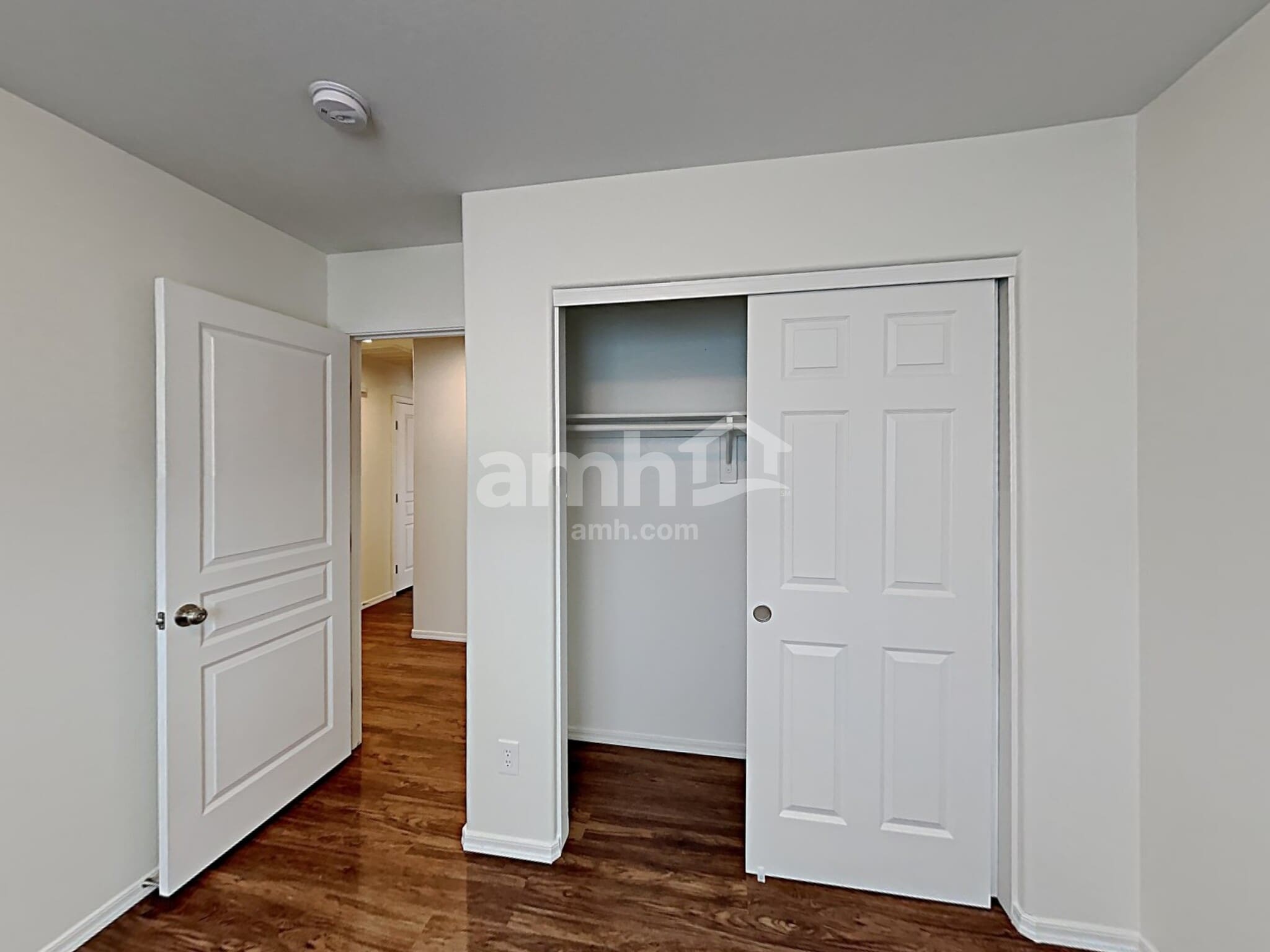 Building Photo - 2717 E Dust Devil Dr