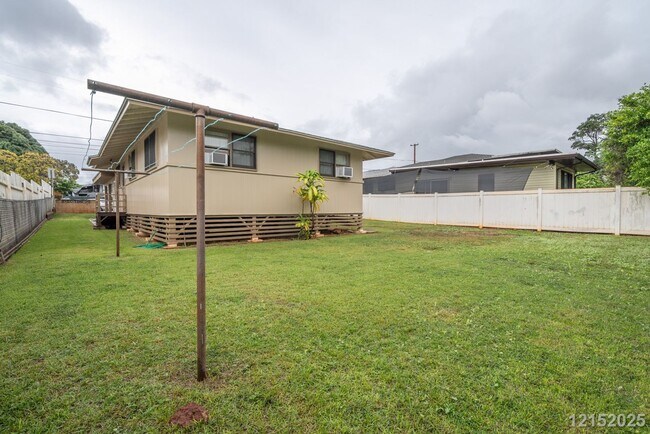Building Photo - PEARL CITY — $3295 Kaleilani St | 3BR / 1 BA Single-Family Home
