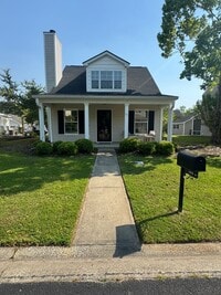 Building Photo - Three Bedroom Two Bathroom Available in Okatie!