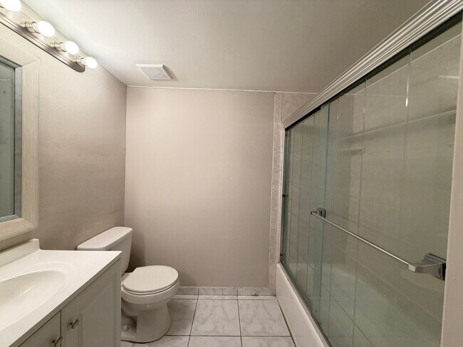 Building Photo - Great apartment for rent!