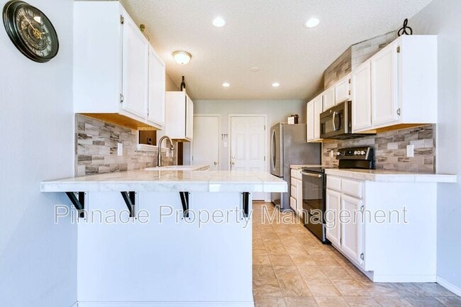 Building Photo - 1222 Elmo Ln