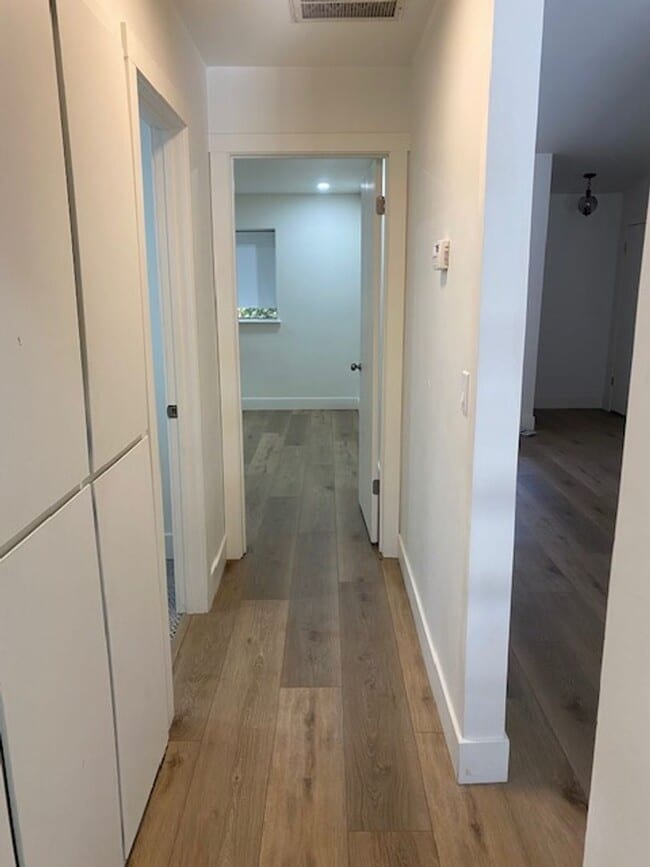 Building Photo - 2BR/2BA Duplex for rent!!!