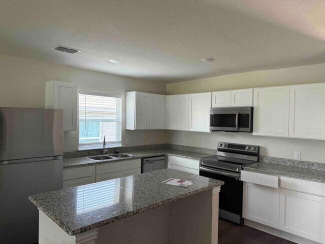 Building Photo - Denison Single Family