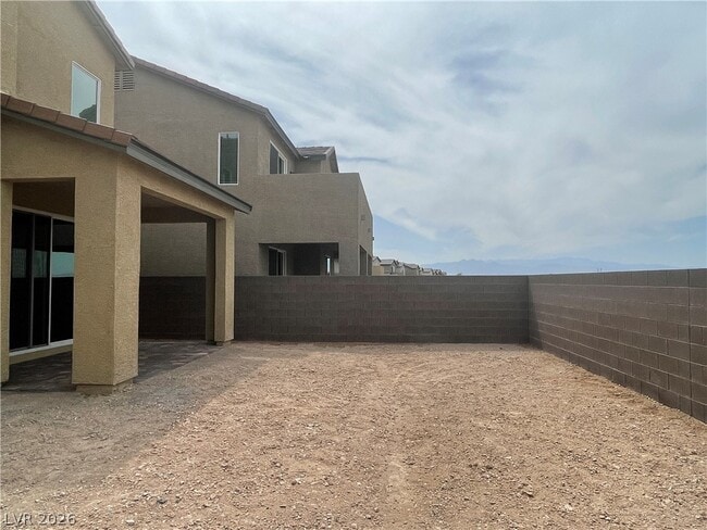 Building Photo - 6841 Chargehand Ave