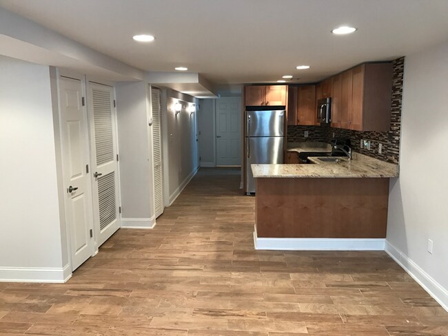 Building Photo - 2209 Flagler Pl NW
