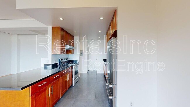 Building Photo - 2236 Hyde St