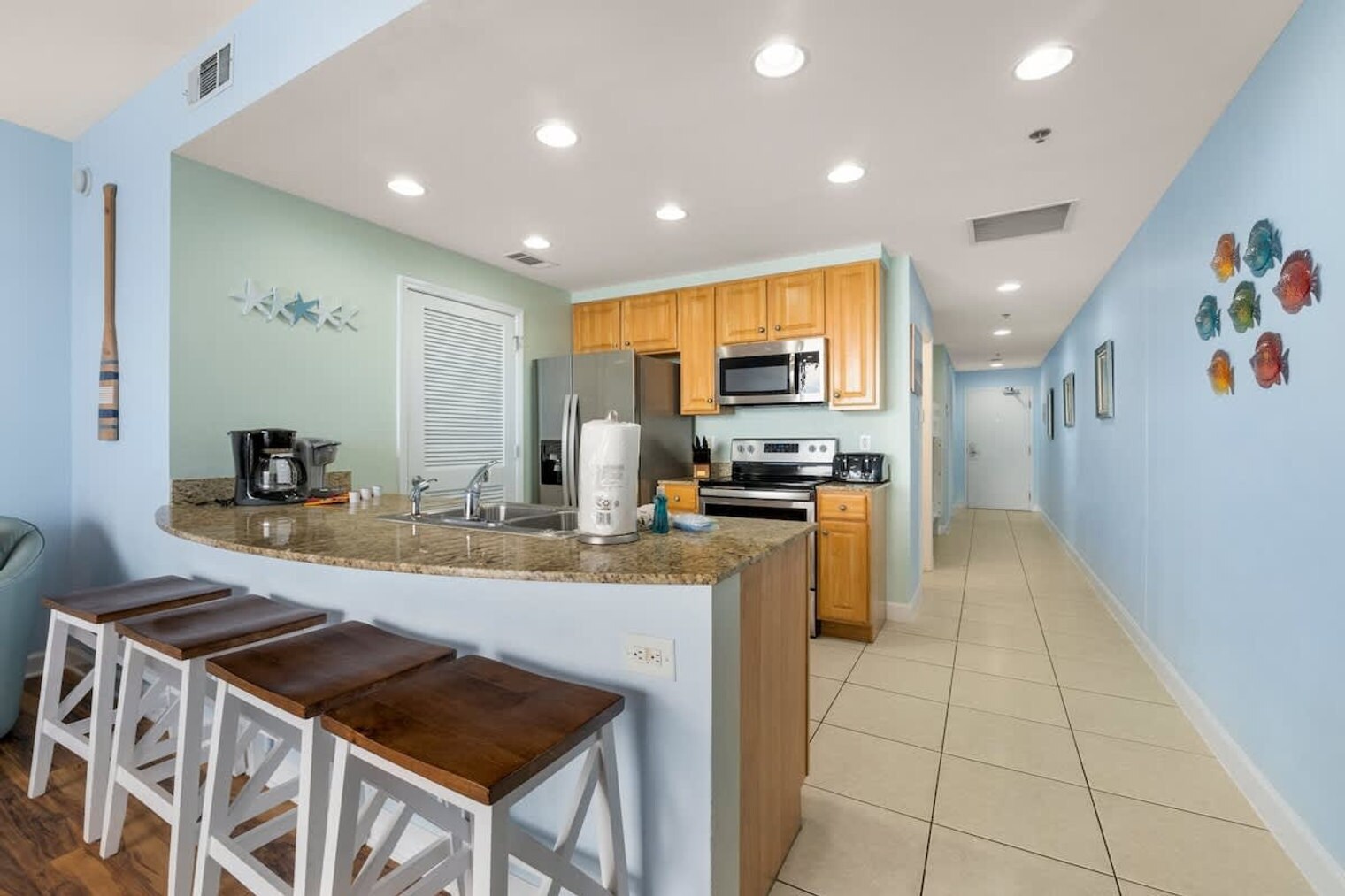 Building Photo - 17729 Front Beach Rd