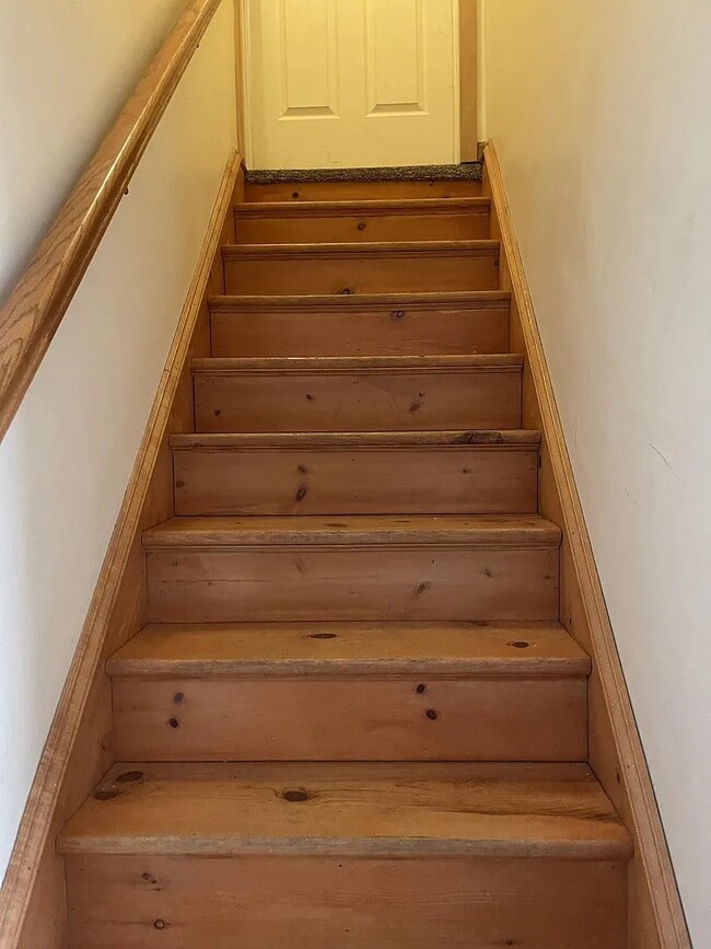 Building Photo - 1008 W Huron St