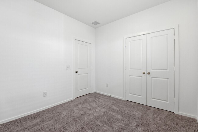 Building Photo - 26391 Cedar Sedge Dr
