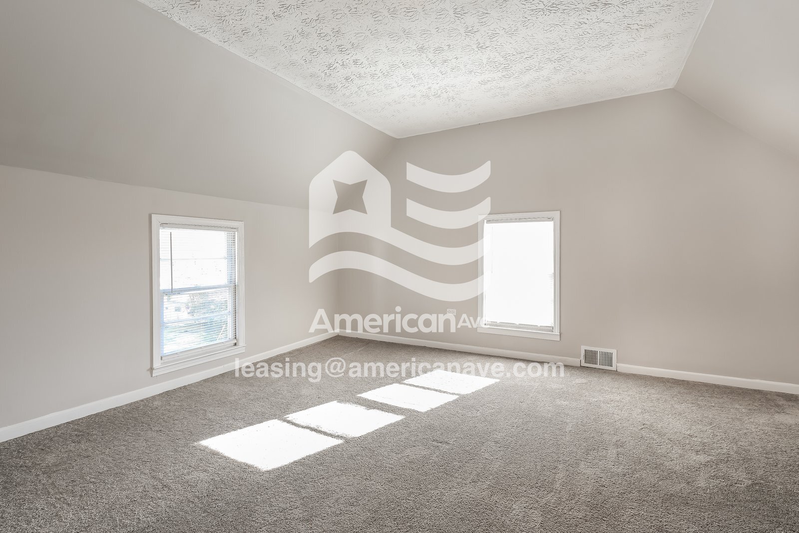 Building Photo - 24 Smythe St