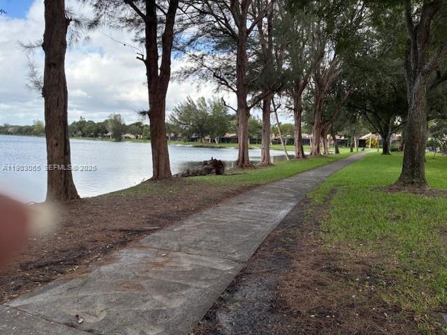 Building Photo - 10360 W Cypress Ct