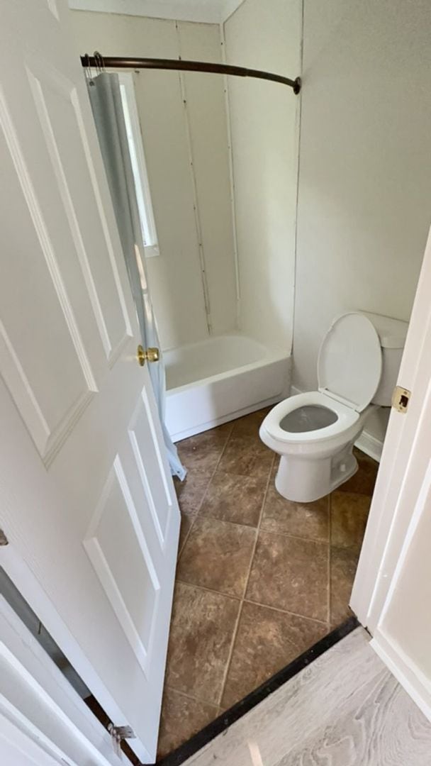 Building Photo - 501 Norvell St