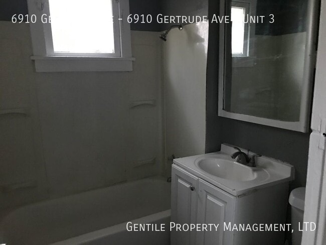 Building Photo - 6910 Gertrude Ave