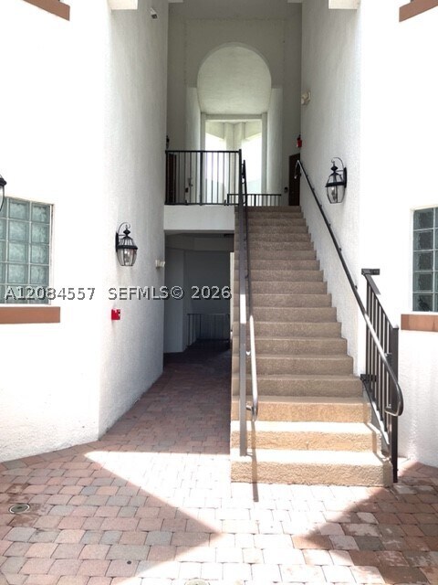 Building Photo - 10600 NW 88th St