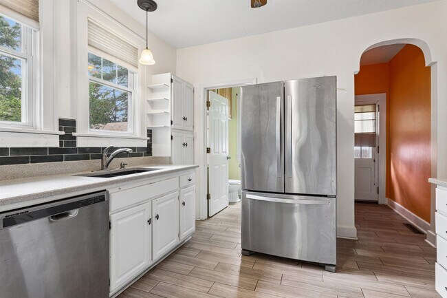 Building Photo - 3BR/1.5BA Rancher in Hampton, VA