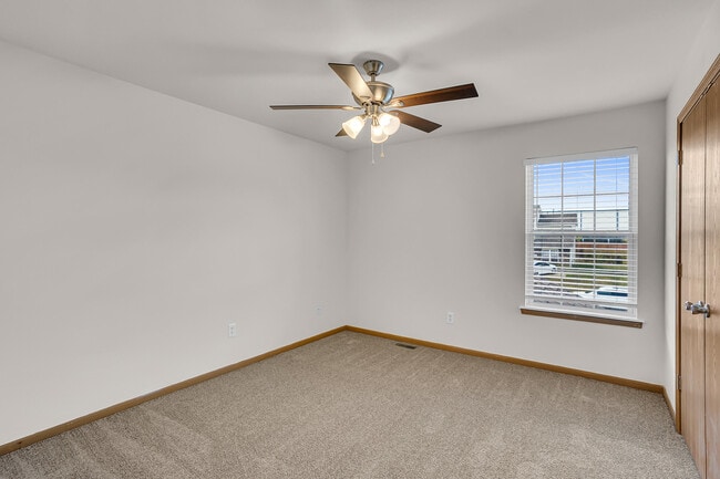 Building Photo - 5718 Canaveral Dr