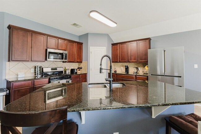 Building Photo - 2292 Intrepid Dr