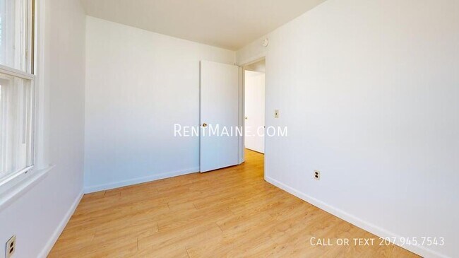 Building Photo - 238 Mt Hope Ave