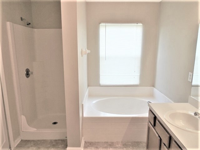 Building Photo - 9427 Arbor Oak Ln