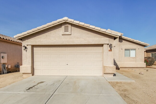 Building Photo - 16218 W Woodlands Ave