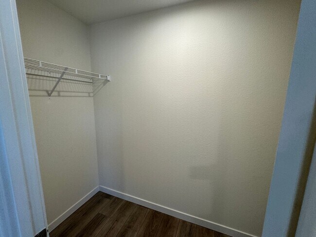 Building Photo - 315 Gerdes Ave