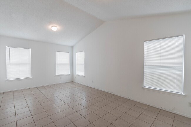 Building Photo - Fabulous home in East El Paso!!