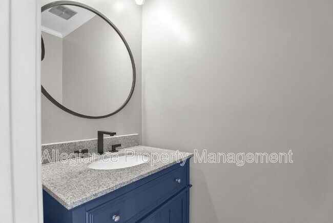 Building Photo - 5824 Wye Oak Commons Ct