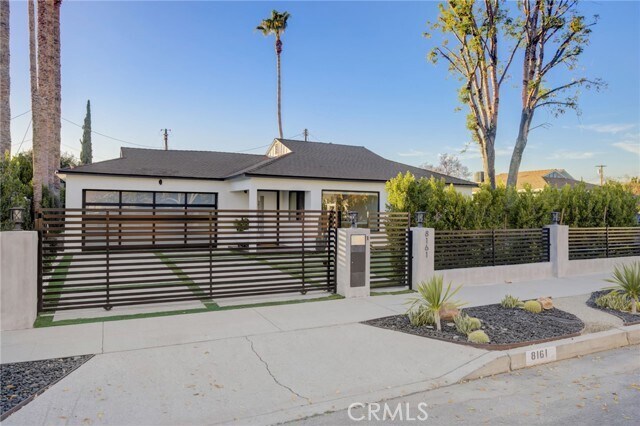 Building Photo - 8161 Encino Ave