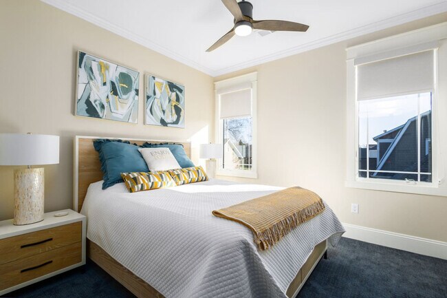 Building Photo - 1112 N St Peter St