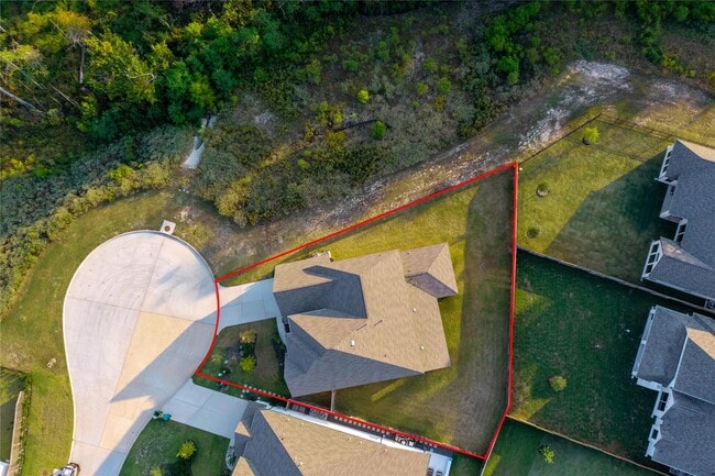 Building Photo - 332 Coldwater Creek Ct
