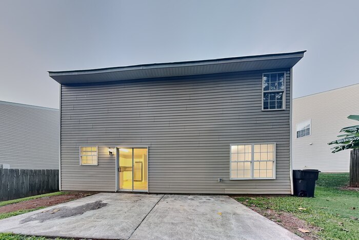 Building Photo - 2521 Mulberry Pond Dr