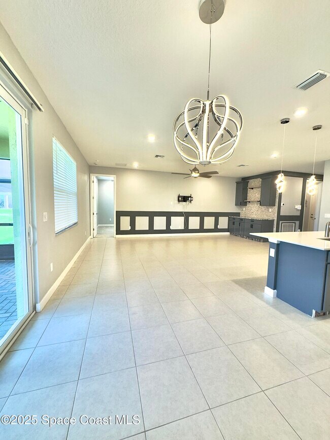 Building Photo - 687 Veridian Cir NW