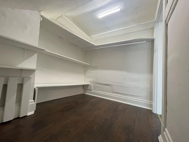 3rd floor front bedroom's walk-in closet - 5859 Nicholson St