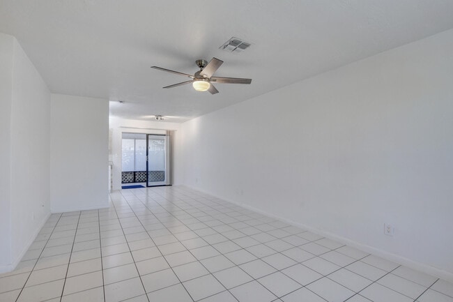 Building Photo - 12449 Westhampton Cir