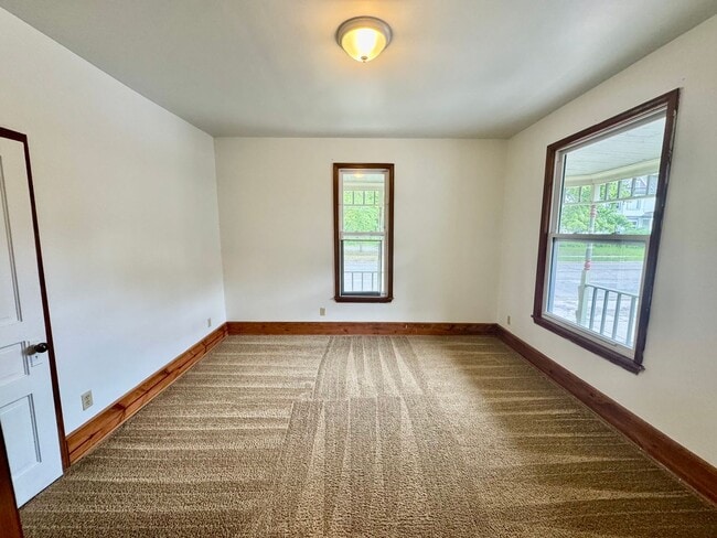 Building Photo - 120