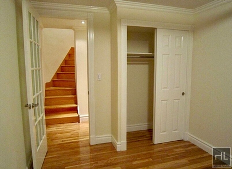 Building Photo - Barrow Street